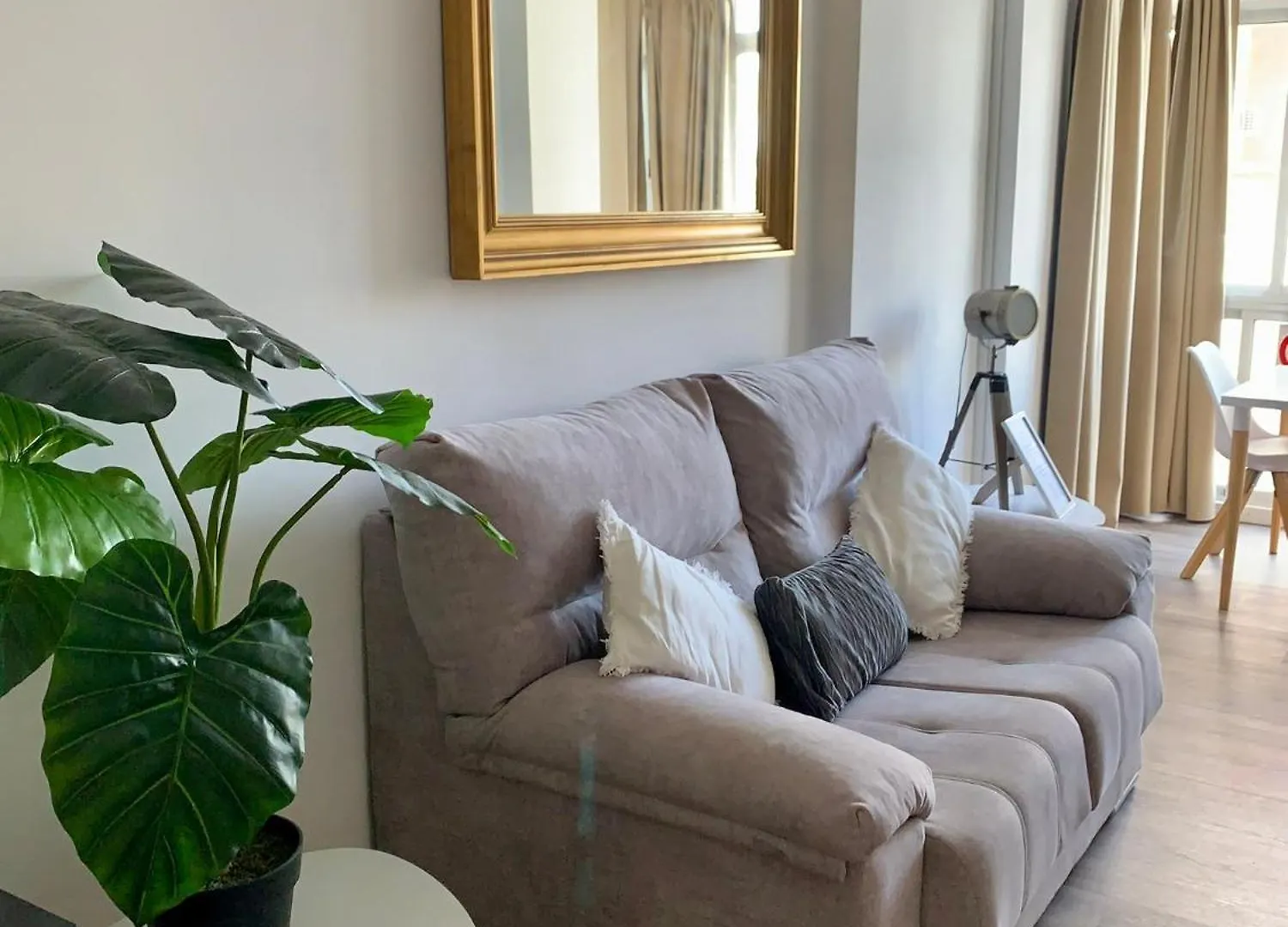 Ar Apartments - Central And Cozy Apartment In Benalmádena 0*,  Spanien